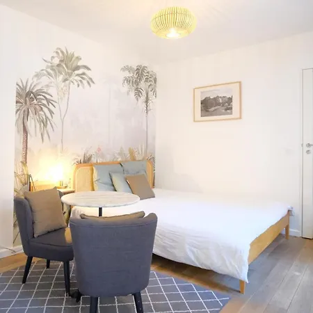 Apartment Chic Studio Near The Grands Boulevards Of Paris